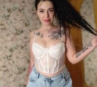 Live nude cam performer Lola_Hale on Stripchat