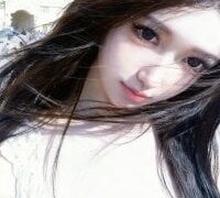 Live nude cam performer Hahaha_ha2 on Stripchat