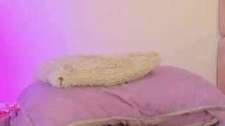 Ilianaphoenix 
 Live nude cam model ilianaphoenix on Camsoda