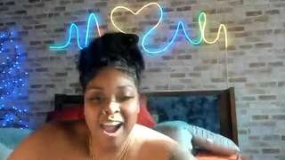 Siennadivyne 
 Adult webcam host siennadivyne at
 Camsoda