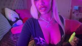 Katt-leya 
 Live nude cam model katt-leya on Camsoda