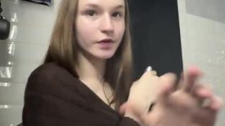 Nloraaa 
 Adult webcam model nloraaa at
 Chaturbate