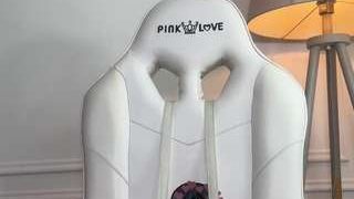 Saritanice 
 Adult webcam host saritanice at
 Camsoda