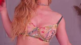Daintydell 
 Live nude cam model daintydell on Camsoda