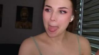 Katerinchik 
 Live nude broadcaster katerinchik on Chaturbate