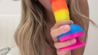 Winterprincesss 
 winterprincesss — Chaturbate