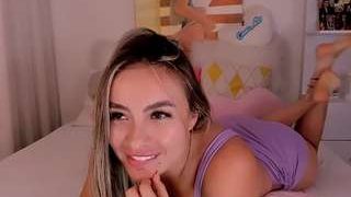 Lindadelavega 
 Adult webcam host lindadelavega at
 Camsoda