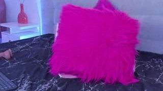 Madelanecoote 
 Live nude cam model madelanecoote on Camsoda