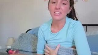 Kaygraciee 
 Adult webcam model kaygraciee at
 Chaturbate