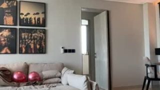 Luvlivvyy 
 Adult webcam model luvlivvyy at
 Chaturbate