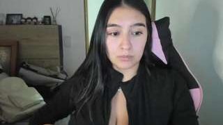 Alexyferrer 
 Live nude cam model alexyferrer on Camsoda