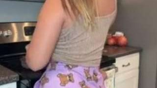 Jadebay 
 Adult webcam host jadebay at
 Camsoda