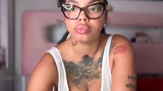 Mariaa-skyy 
 mariaa-skyy — Camsoda