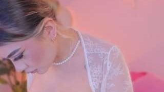 Little-natt 
 Adult webcam host little-natt at
 Camsoda